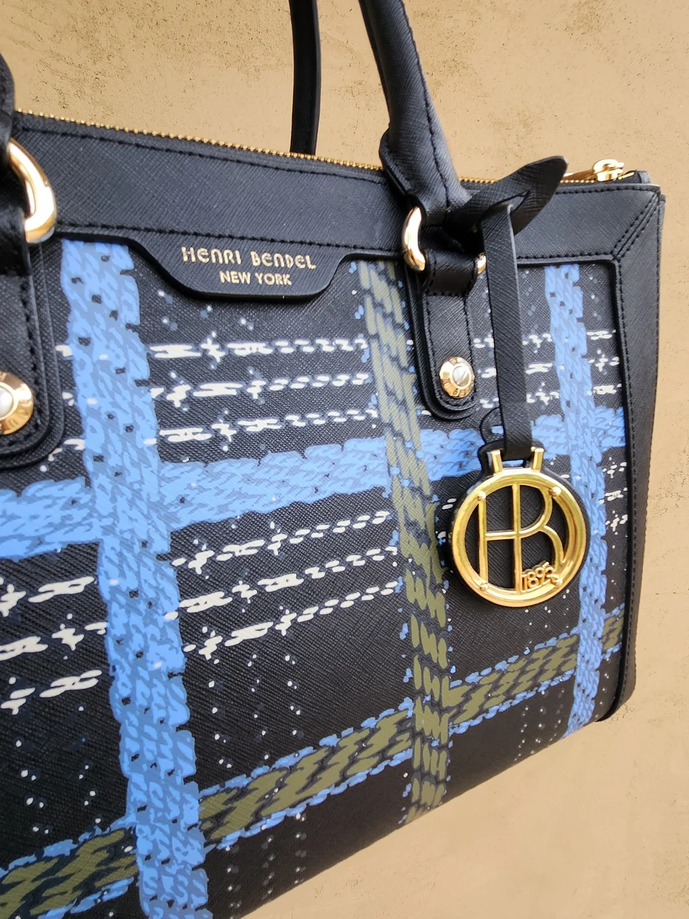 henri bendel truly distinctive